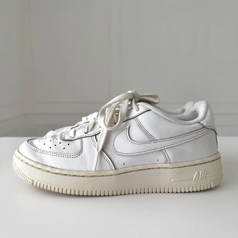 Nike Air Force 1 Low Kids White Leather Sneakers Shoes Size 5.5 Youth